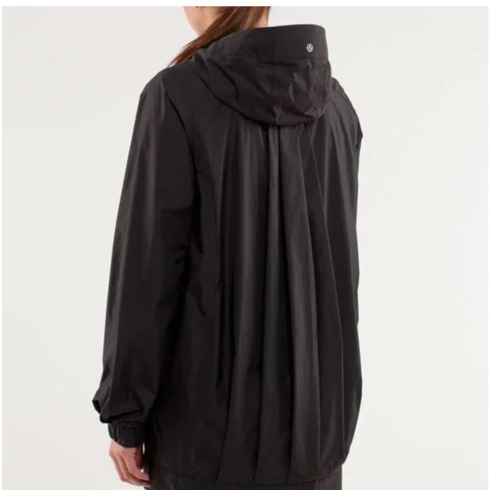 lululemon athletica Black No Rain No Gain Jacket Size 4 (Small)